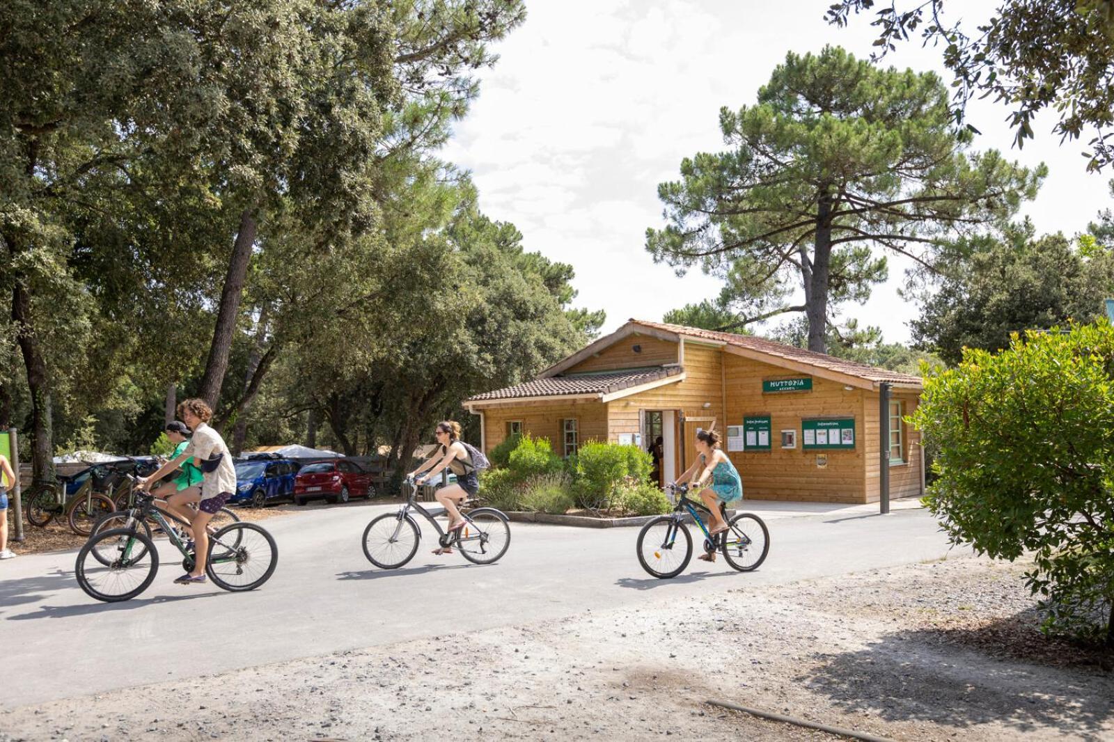 Huttopia Oleron Les Chenes Verts Dolus d'Oléron Kültér fotó